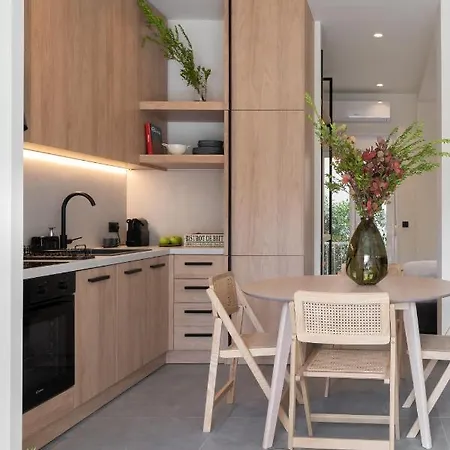 La By Lobbysquare Apartment *