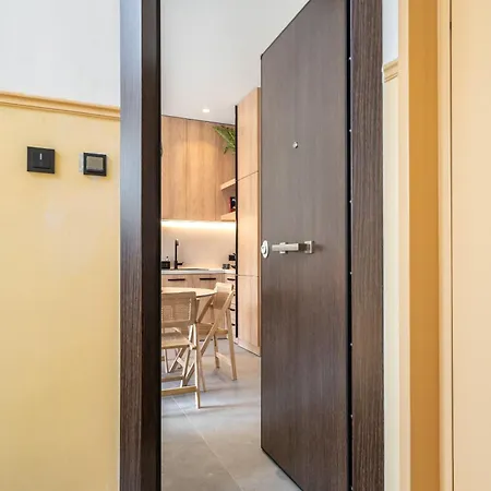 La By Lobbysquare Appartement Le Pirée